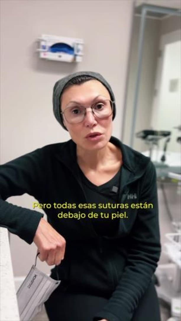 ✨ Wondering When Sutures Dissolve? ✨

In this video, Dr. Karlinsky explains everything you need to k