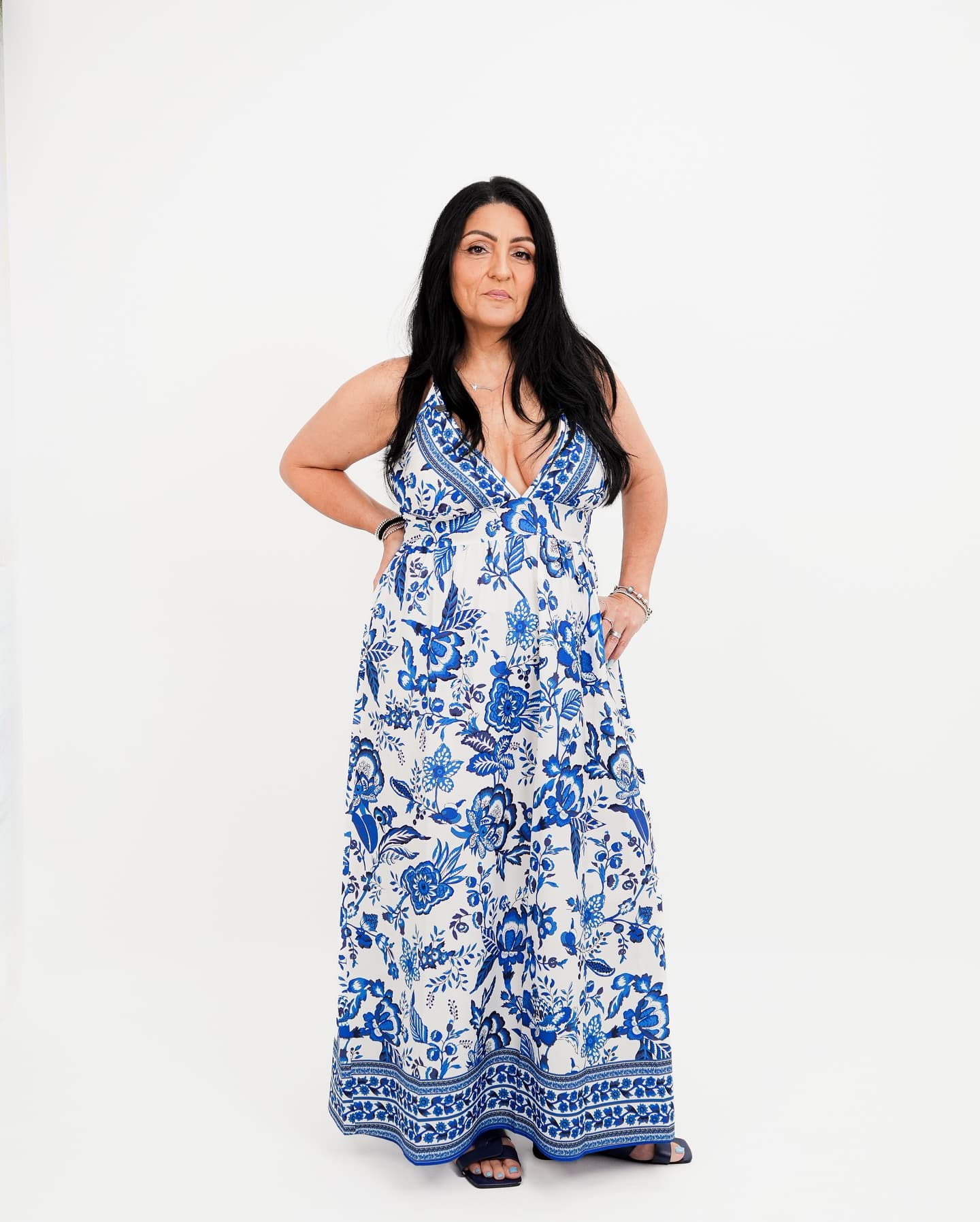 🌸 To the moms learning to love themselves again — this is for you. 🌸

Motherhood changes everythin