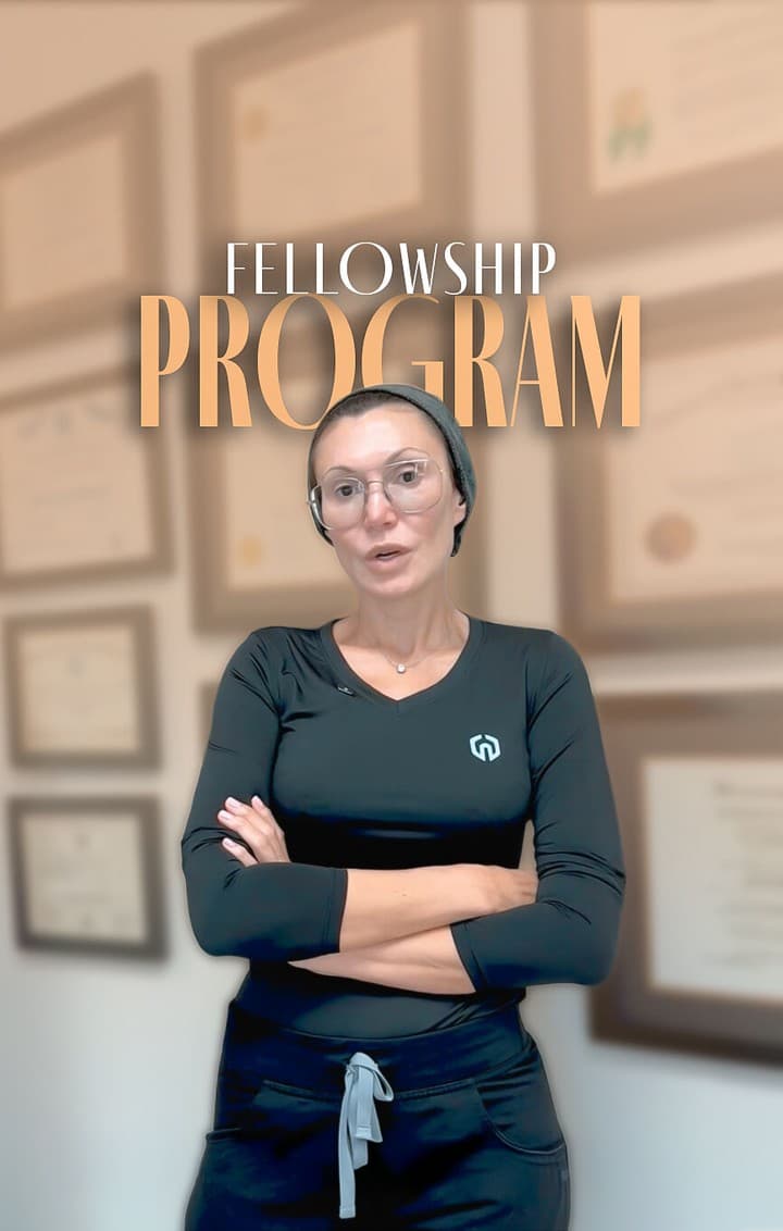 Ever wondered how the next generation of aesthetic surgeons is trained? 👩‍⚕️✨

In this video, Dr. K